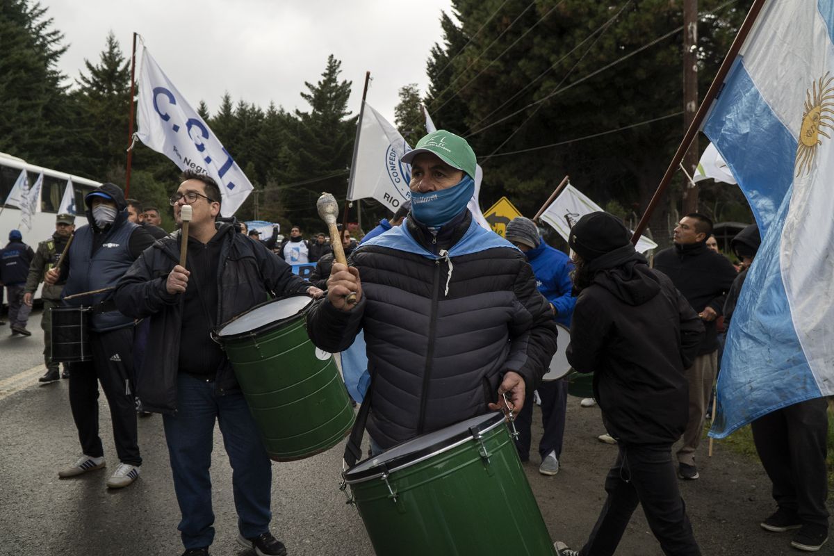 Organizaciones sociales se manifestaron pacíficamente en cercanías al