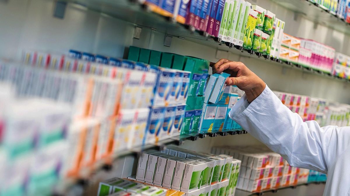 Un acuerdo busca mantener los precios de los medicamentos por debajo de la inflación
