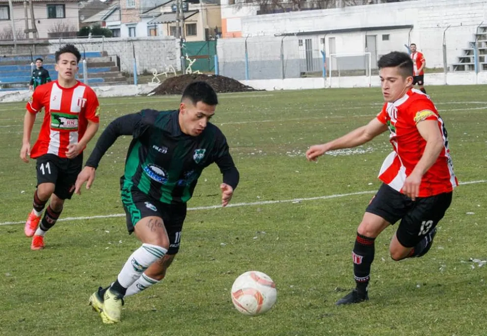 Estudiantes Unidos y Chicago van por lo primero que es ganar la zona
