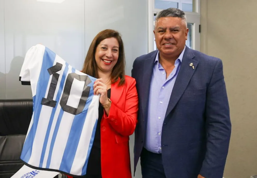 Histórico acuerdo con AFA: Bariloche será sede de finales de Futsal