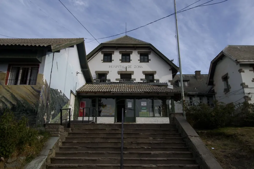 El evento tendrá lugar los días 8 y 9 de octubre de 2025, de 9:00 a 15:30 horas, en el Aula Magna del Hospital Zonal. Foto: Marcelo Martínez.