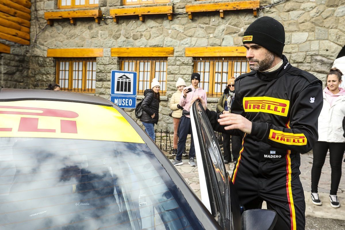 Nico Madero regresa con su roadshow automovilístico de la mano de Pirelli