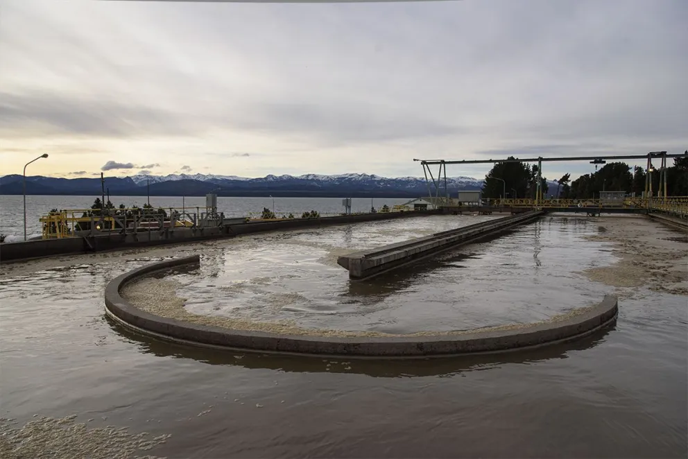 Vecinos reclaman por el “olor nauseabundo” y ruidos molestos de la planta depuradora