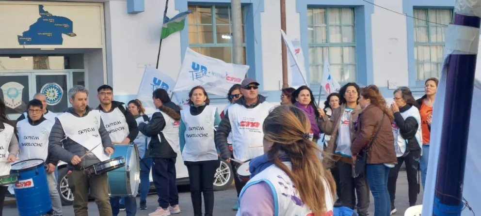 Trabajadores estatales reclaman respuestas urgentes por el mal funcionamiento de IPROSS
