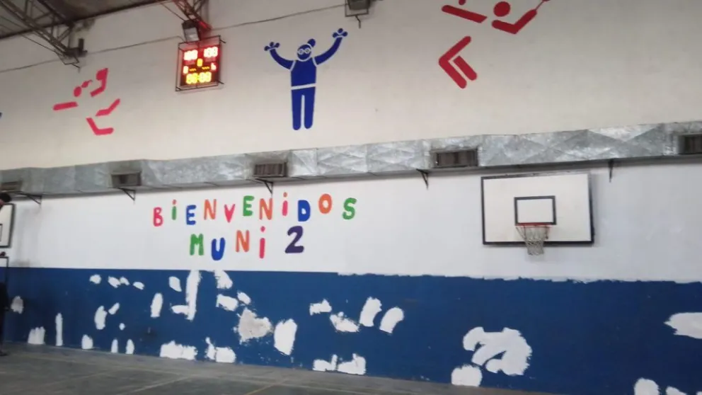 Continúan las tareas de mantenimiento del Gimnasio Municipal Nº2