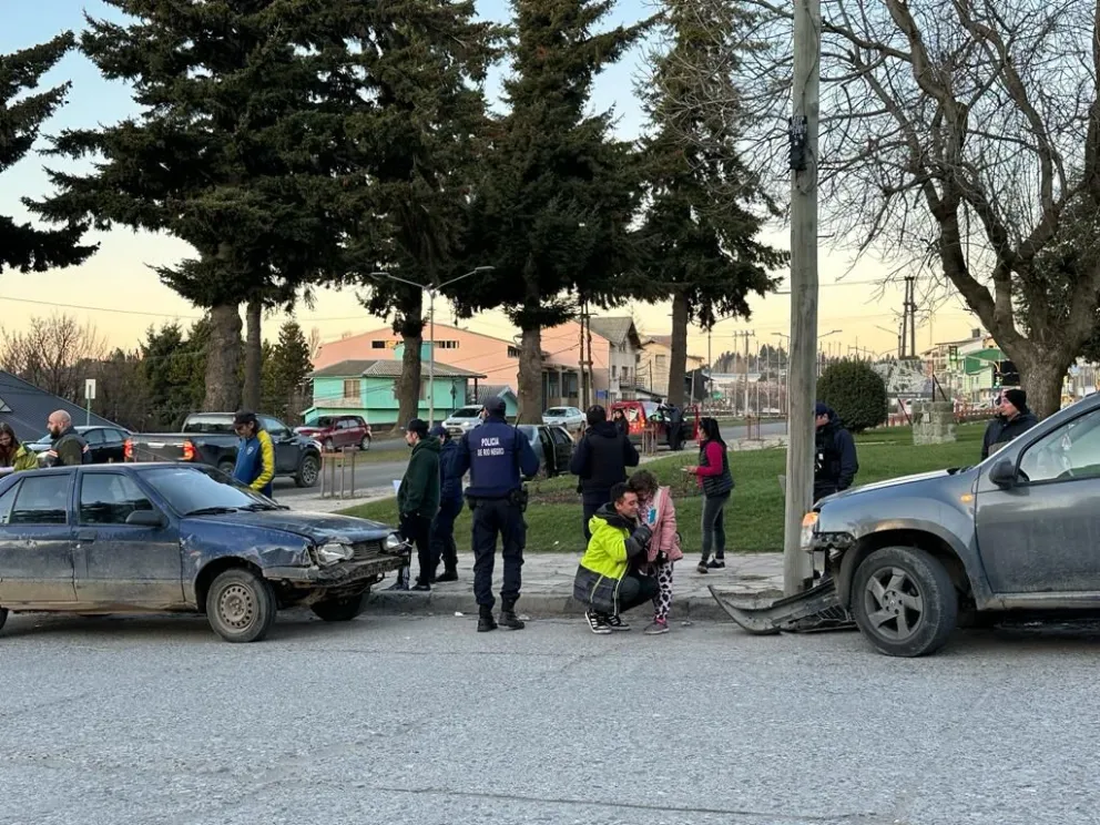 Choque triple en Costanera y Sáenz Peña