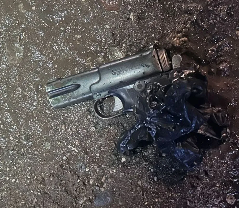  Fueron detenidos cuando amenazaban a turistas con un arma de fuego