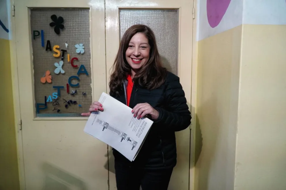 “Tenemos muchísimas expectativas” dijo Carreras tras votar