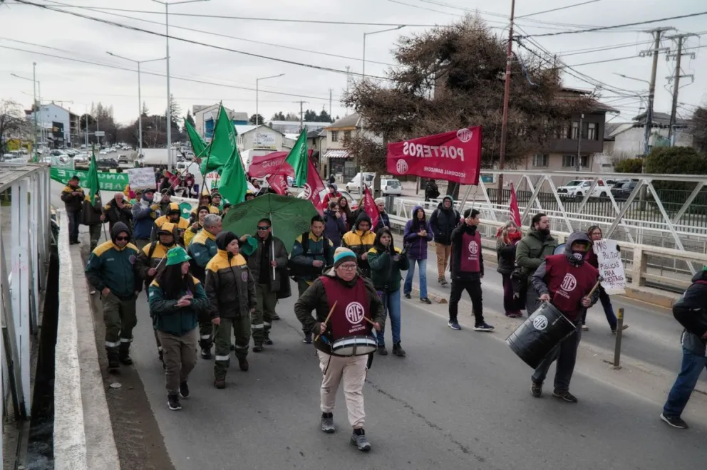 Gremios estatales exigen una propuesta salarial de acuerdo al índice de inflación