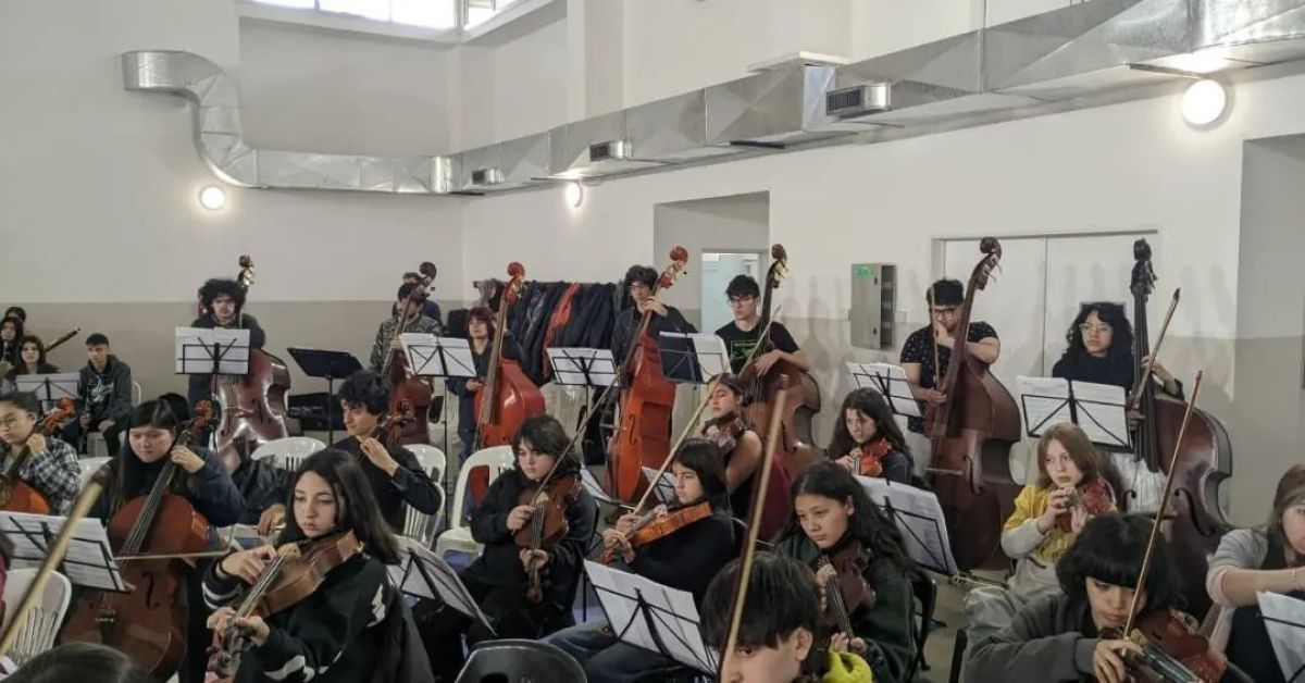 La Orquesta del Bicentenario celebró su 10° aniversario en un encuentro sinfónico