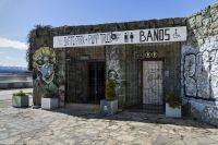 ¿Hay baños públicos en Bariloche?