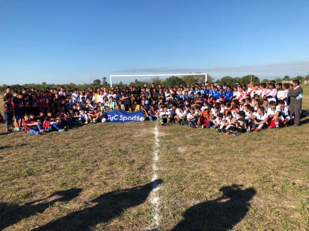  Cortés encabezó una reunión con TyC Sports para implementar el deporte social