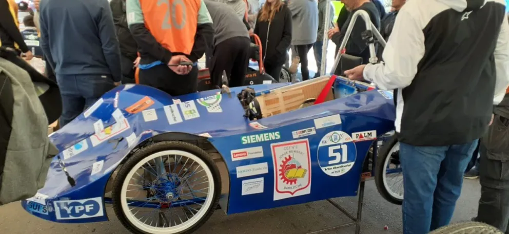 Estudiantes del CET 2 solicitan colaboración para alcanzar su objetivo en el Desafío ECO YPF