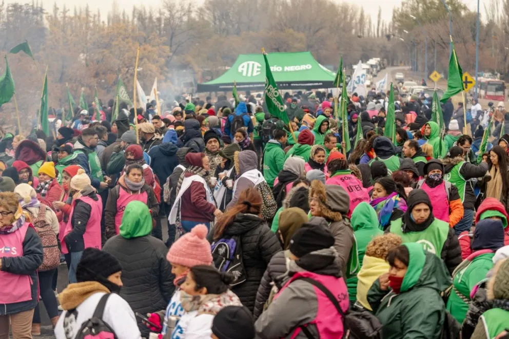 “Es un paro que consideramos innecesario porque venimos manteniendo una mesa de diálogo”