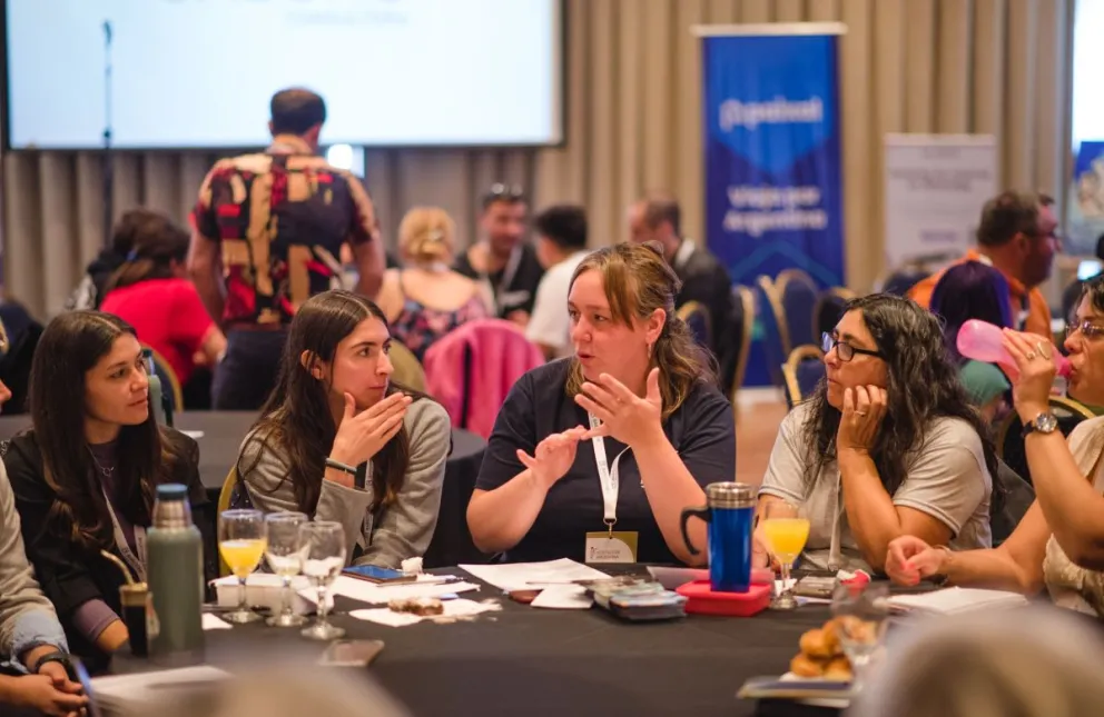 El primer Congreso Internacional de Hostels reunió a líderes del sector en Bariloche