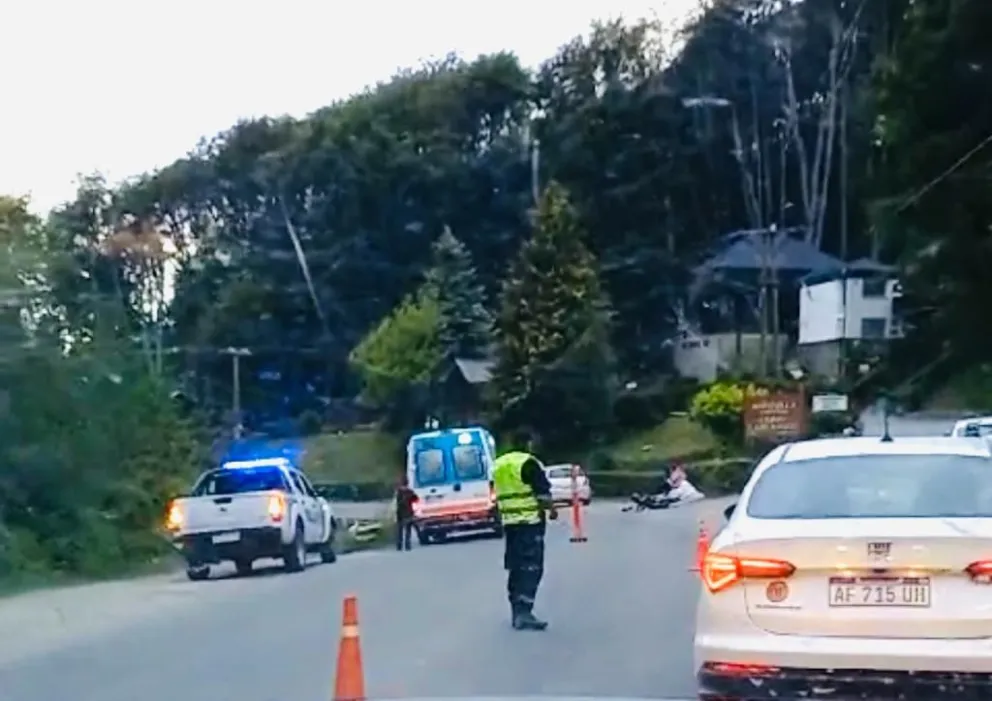 Choque en el acceso a Campanario dejó a un motociclista gravemente herido