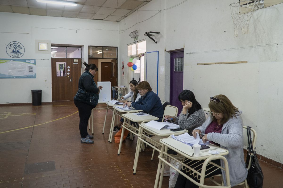 La lista blanca se mantiene en la conducción de la CEB