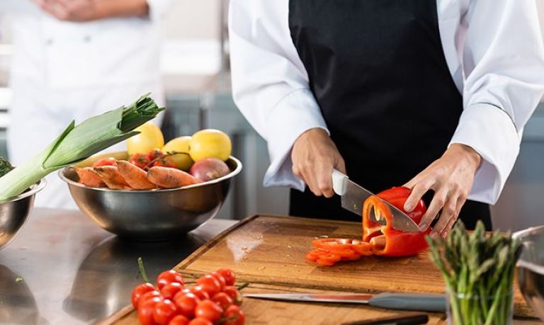 Buscan personal para el área de cocina de una importante empresa