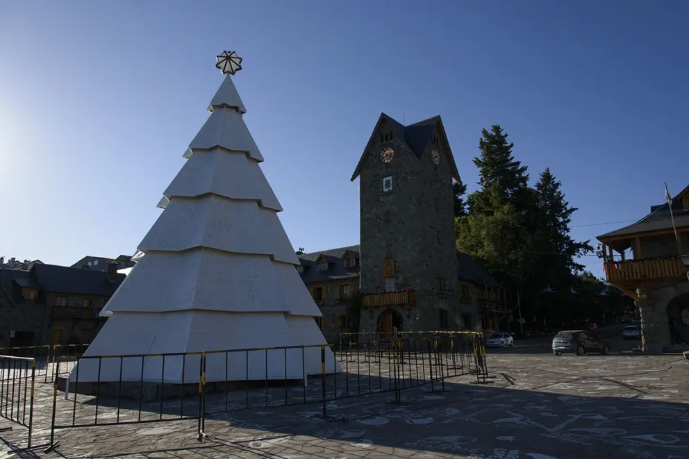 Tres empleados municipales fueron exonerados por la entrega de licencias truchas