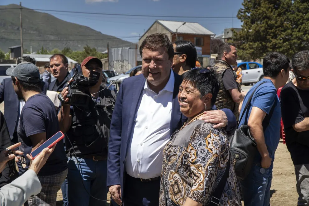 Weretilneck brindó un mensaje por Navidad y sostuvo que "vamos a salir adelante juntos"