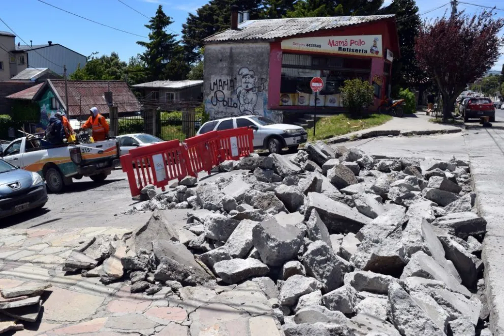 Se intensifican las labores de bacheo