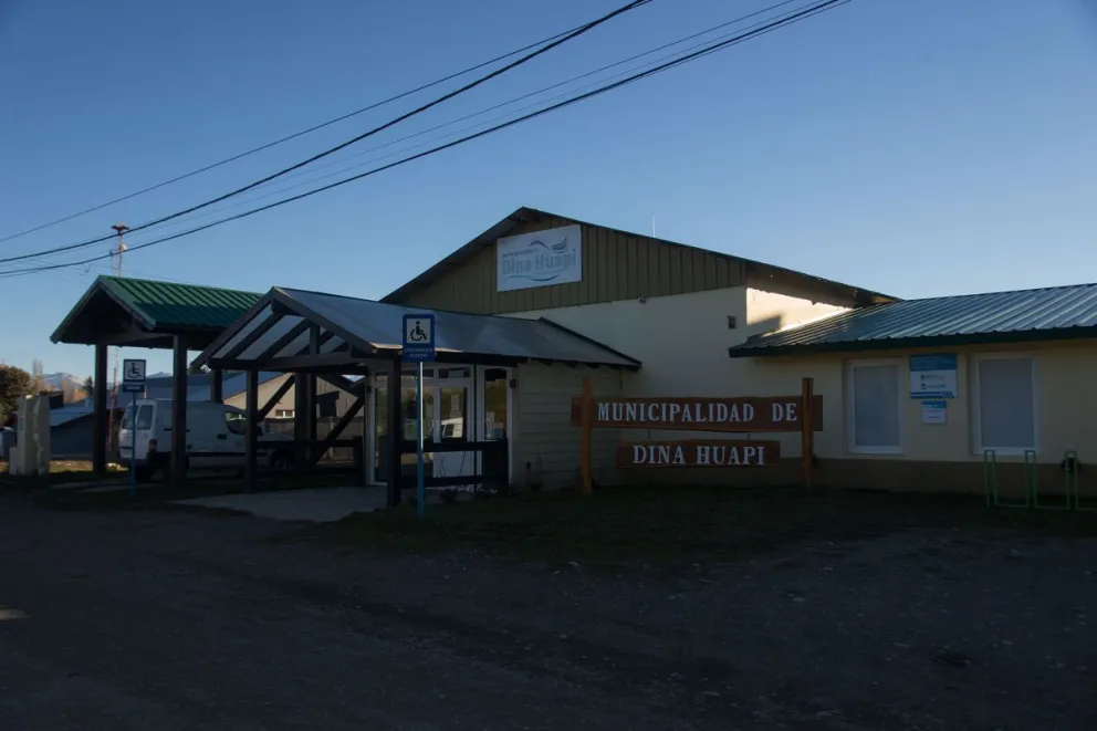 Contribuyentes morosos de Dina Huapi podrán acceder a 10 cuotas sin interés
