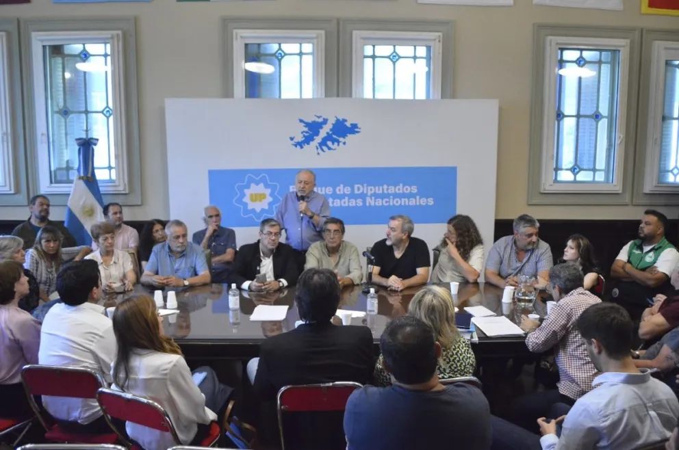 Estatales pidieron el rechazo a las medidas adoptadas por Milei