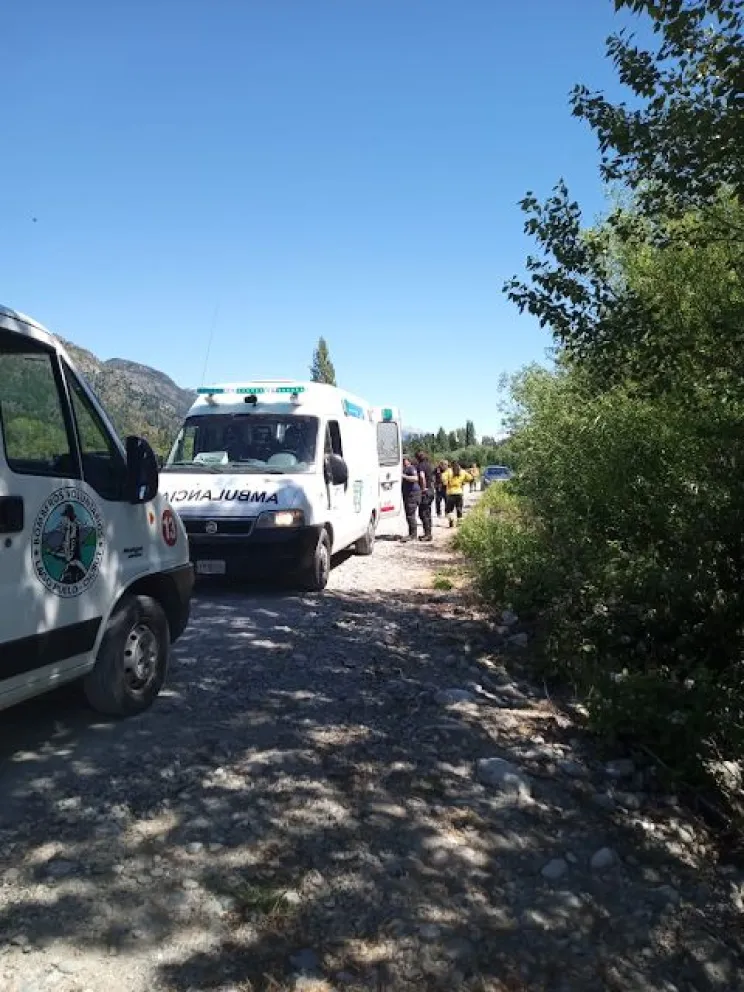 Una mujer murió ahogada luego de arrojarse al río a rescatar a dos niños