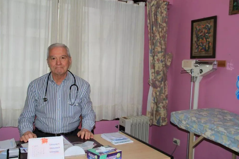 Jorge Nicolini, cincuenta años dedicados a la pediatría en Bariloche