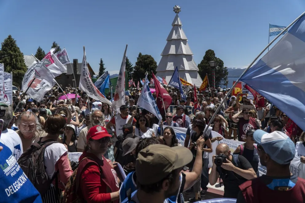 Intimaron por una millonaria suma a ATE por costos de piquetes