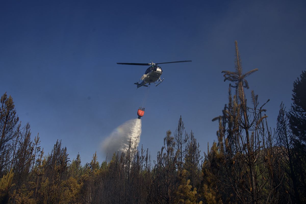 El gobernador solicitó a Nación el envío de medios aéreos para combatir incendios