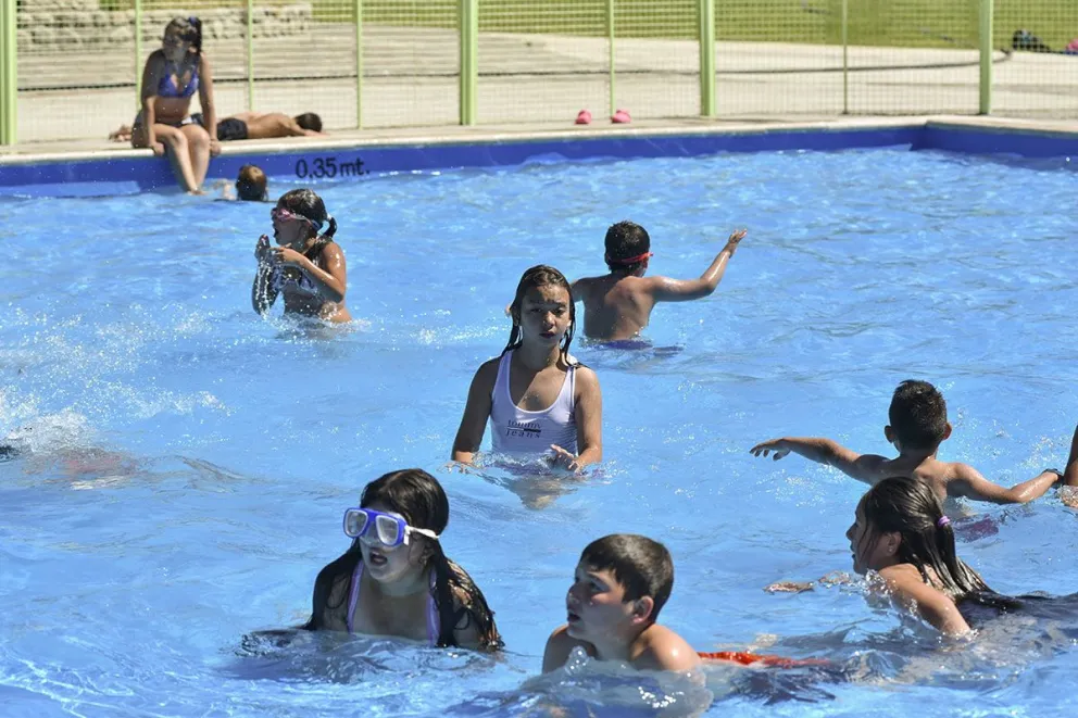 ¿Cuánto cuesta enviar a un niño a la colonia este verano?