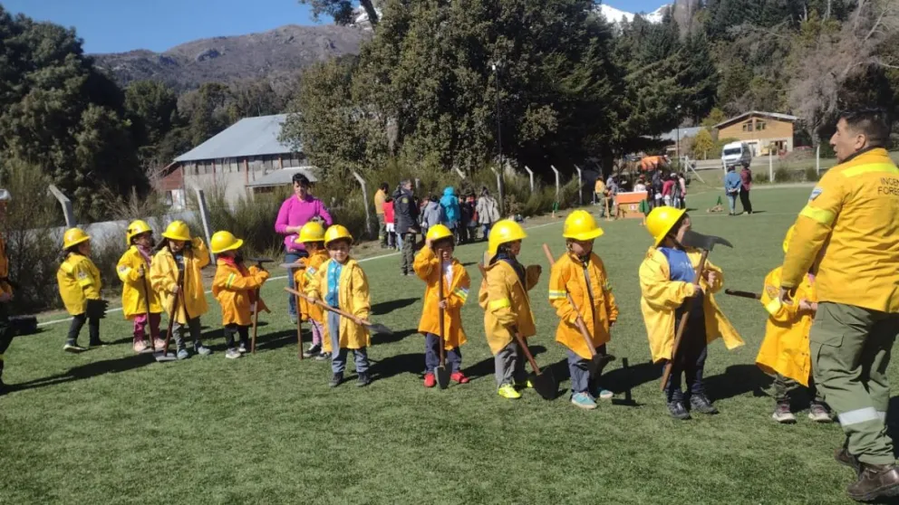 Crearon material didáctico para educar sobre la prevención del fuego