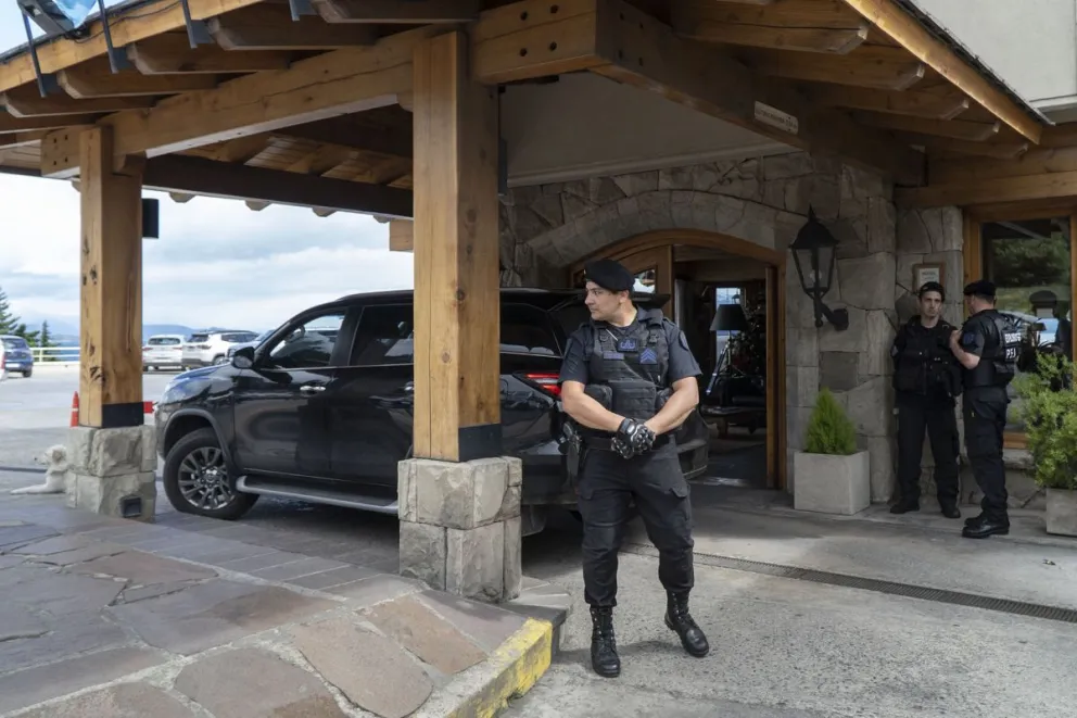 La Vicepresidente encabezó una reunión con líderes del Turismo y Comercio