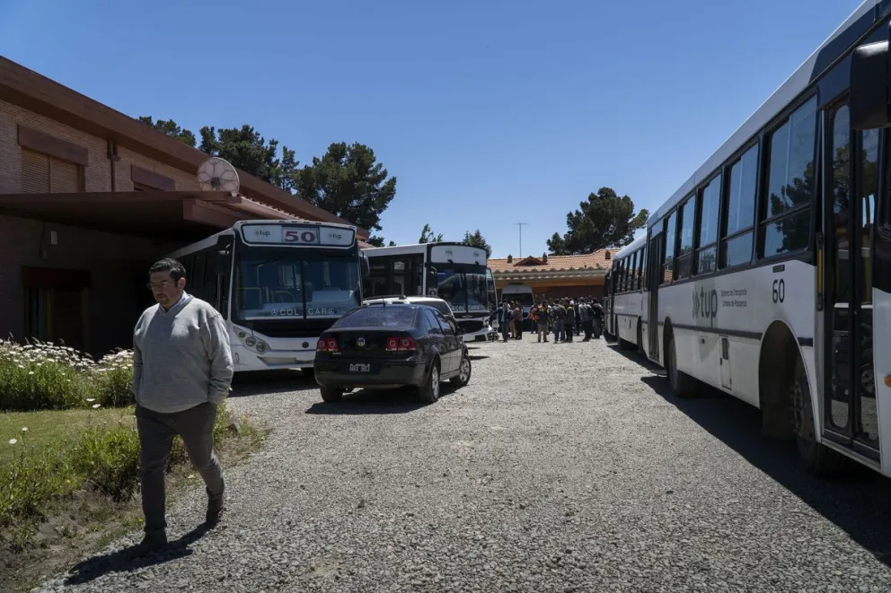 Dictaron conciliación obligatoria y se deberá levantar el paro de colectivos