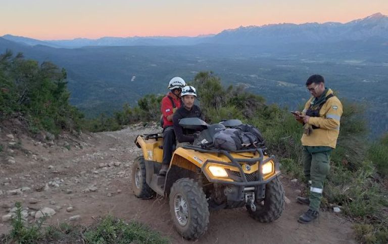 Cinco turistas se perdieron en la montaña: tras un operativo, encontraron a tres de ellos