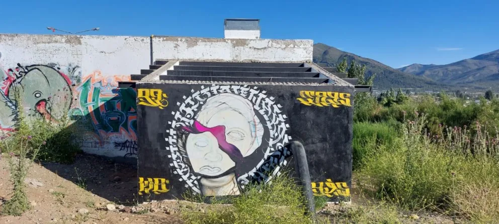 Se robaron el techo de una cisterna que abastece al Alto