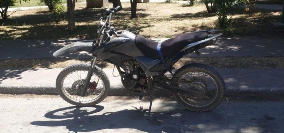 Secuestraron una moto en El Bolsón que tenía pedido de captura en Bariloche