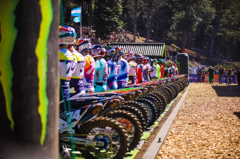 ¿Cuál es el valor de las entradas al Mundial de Motocross en Villa La Angostura?