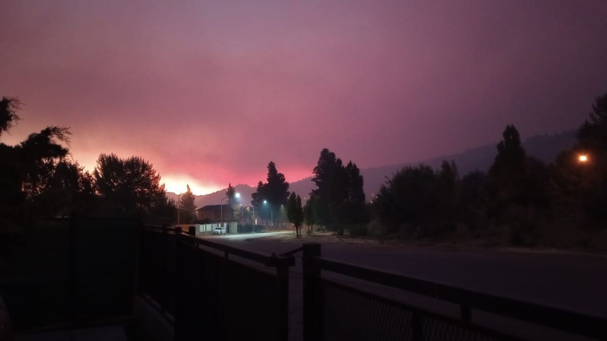 El incendio en el Parque Los Alerces ya consumió más de 1.000 hectáreas