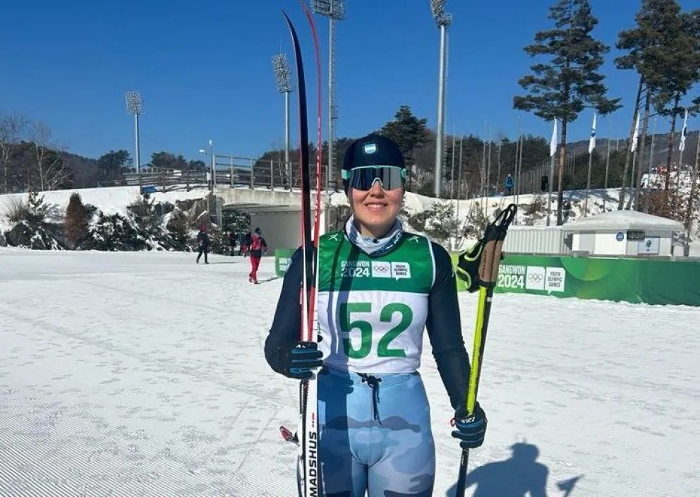 En la nieve de Corea, más actuaciones locales y la bandera argentina en manos barilochenses