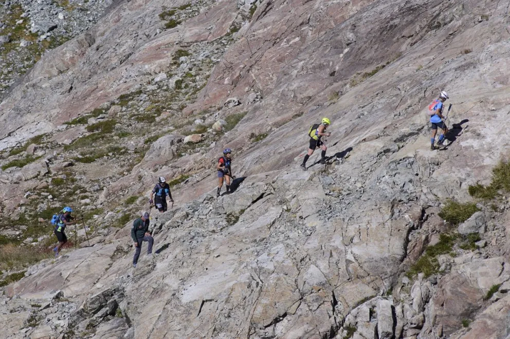 Siguen abiertas las inscripciones para el desafiante evento de trail running "4 Refugios" 