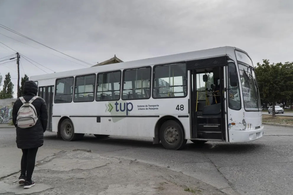 Un chofer de Mi Bus fue apuñalado mientras cumplía su horario de trabajo