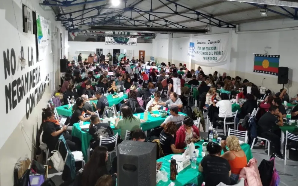 UnTER rechazó la oferta salarial del gobierno y definió paro por 48 horas