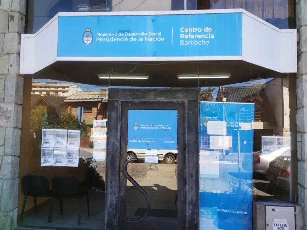 Trabajadores del Centro de Referencia en Bariloche se mantienen en alerta