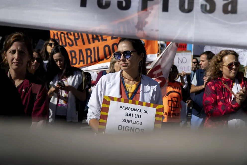 Paro de salud: "La situación está súper crítica, no llegamos a fin de mes"
