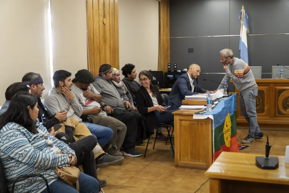 Comenzó el juicio contra la comunidad Buenuleo por usurpación de tierras