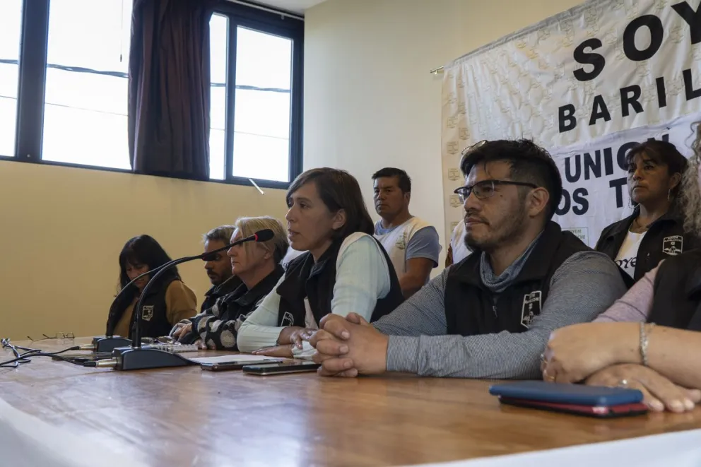 Fuerte crítica del SOYEM por el incremento de la planta política en la Municipalidad. Foto: Marcelo Martínez.