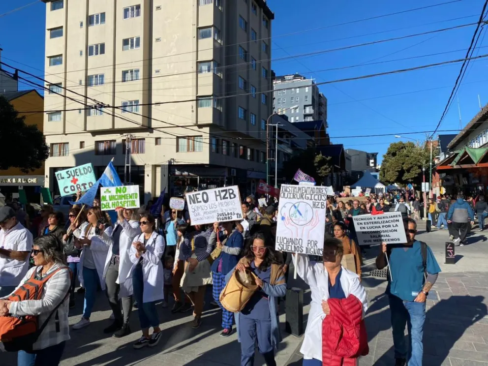 El reclamo de Salud sobrepasó la dulzura: Trabajadores en pie de lucha por salarios dignos