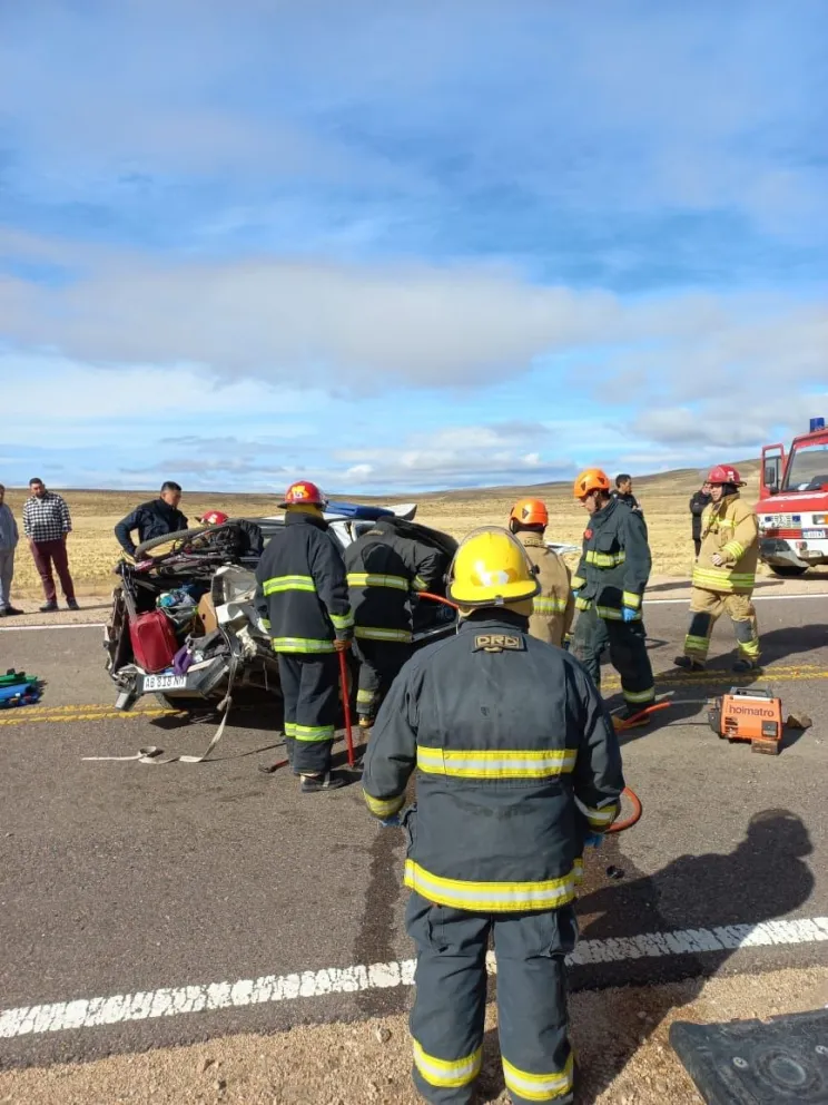 Cuatro heridos tras un vuelco en la ruta 23